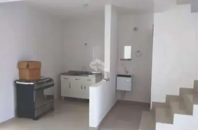 Excelente sobrado no bairro iririú com muito espaço quatro quartos e três banheiros confira!