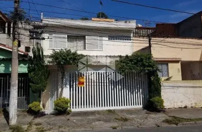 Sobrado Nova Petrópolis 3 quartos (1 suíte), 2 vagas, área gourmet