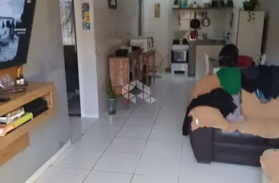Casa com 2 dormitórios sendo uma suíte, no bairro ingleses do rio vermelho - florianópolis sc