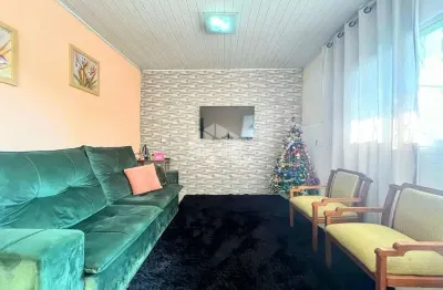 Casa 100m² 2 dormitórios, 04 vagas, no bairro Estância Velha em Canoas