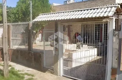 Casa com 3 quartos à venda na Rua Victor Issler, 353, Espírito Santo, Porto Alegre