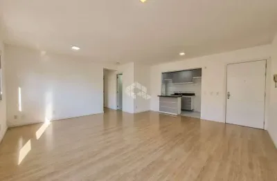 Apartamento semimobiliado 76m², 3 dormitórios,  01 suíte, sala e cozinha integrados e churrasqueira