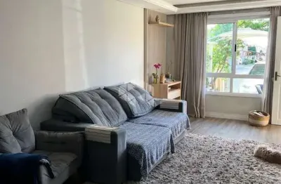 Casa térrea em condominio, 4 dormitórios, sendo 1 suíte, 2 vagas de garagem. central park cachoeirinha