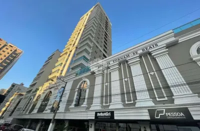 Cobertura com 4 quartos à venda na Rua 298, 598, Meia Praia, Itapema