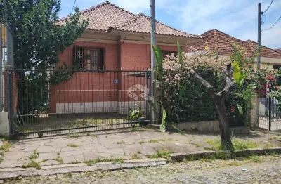 Casa com 4 quartos à venda na Rua Rio Pardo, 332, Passo da Areia, Porto Alegre