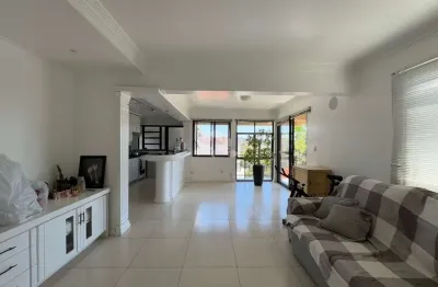 Apartamento com 2 dormitórios no bairro universitario em santa cruz do sul!