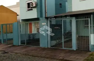 Sobrado 02 dormitórios proximo a marcopolo em ana rech - caxias do sul