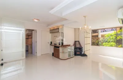 Apartamento com 81m² e 2 dormitórios, 1 suíte, 1 vaga no bairro bela vista em porto alegre