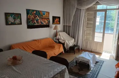 Apartamento à venda na rua ramiro barcelos, área privativa de 73 m2, com peças amplas, 2 quartos bairro rio branco