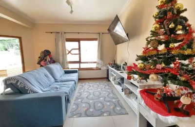 Sobrado 160m² 03 dormitórios, 03 vagas no bairro nossa senhora das graças em canoas