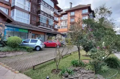 Loja no centro de gramado, 98,71m² a 500 metros da rua coberta
