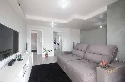 Amplo apartamento com 2 dormitórios/ sacada com churrasqueira e uma vaga