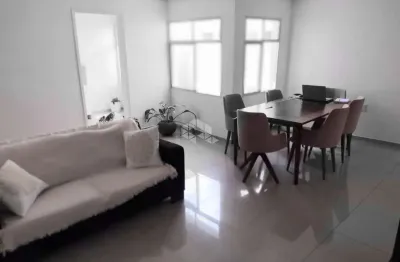 Excelente apartamento de 2 dormitórios com churrasqueira e garagem