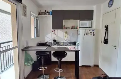 Vendo lindo apt mobiliado e planejado região central