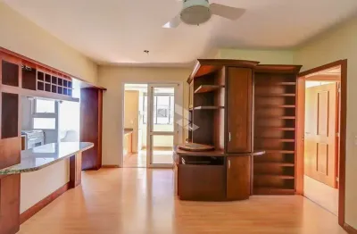 Apartamento desocupado com 3 dormitórios e 2 vagas no bairro tristeza na zona sul de porto alegre/rs.