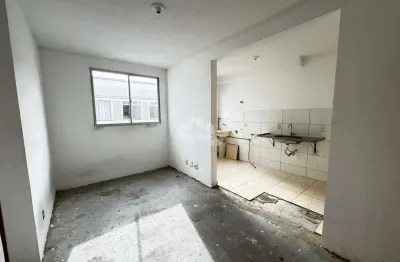 Apartamento com dois quartos, novo, junto à praça méxico