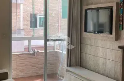 Encantador apartamento mobiliado - 02 dorm, sendo um suite - praia de palmas