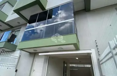 Sobrado semi mobiliado no bairro vila verde em caxias do sul