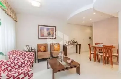 3 dormitórios suite, 1 garagem patio modernizado 102 m2 area priv 1 quadra praia de belas e tribunais