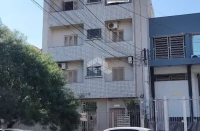 1 dormitório, reformado, desocupado próximo a cristóvão colombo. condomínio baixo.