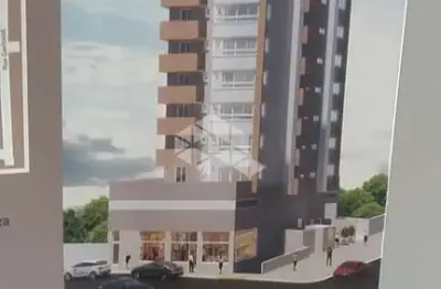 Apartamento com sacada, suíte e boa orientação solar
