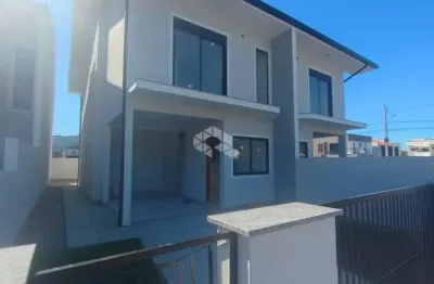 Sobrado com 3 dormitórios, sendo 1 suíte e 110 m² para vender por r$ 580.000,00.