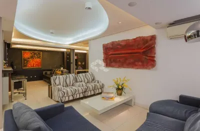 Apartamento totalmente mobiliado, com 147 m² privativos, 3 dormitórios (1 suíte) e 2 vagas individuais, à venda no bairro bela vista.