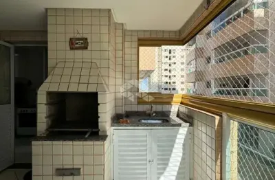 Apartamento à 150 metros da praia. 02 dorms. (02 suites) 89,00m² área útil. aviação / praia grande sp.