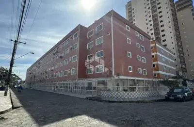 Kitnet na praia reformado e mobiliado. 01 vaga,150 metros da praia. aviação / praia grande sp.
