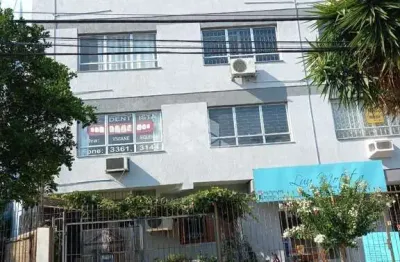 Sala comercial no bairro passo da areia em porto alegre/rs.