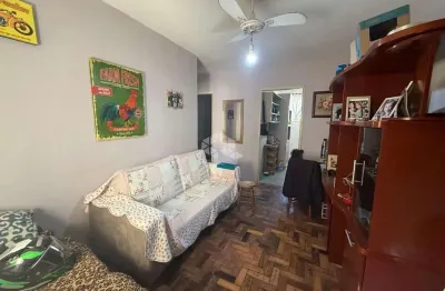 Apartamento de 2 dormitórios, no bairro humaitá, em porto alegre.