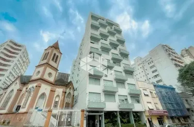 Apartamento à venda com sacada e 2 quartos praça conde de porto alegre