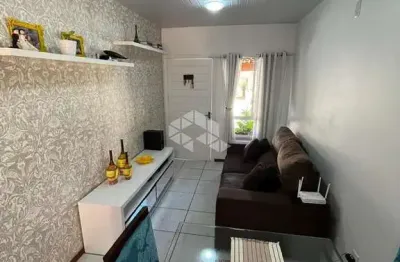 Casa em condomínio fechado 2 dormitórios, 02 vagas, no bairro olaria em canoas