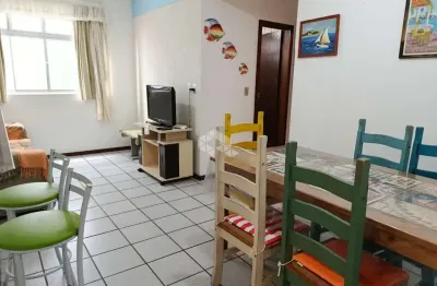 Apartamento com dois dormitórios em bombas -bombinhas -sc