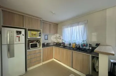 Sobrado com 57,45m², 2 dormitórios no bairro desvio rizzo em caxias do sul