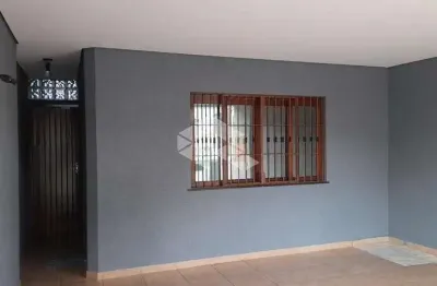 Sobrado com 3 dormitórios e suíte a venda na vila medeiros.