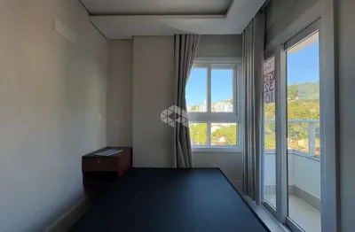 Studio mobiliado com 1 quarto e vaga garagem próximo à ufsc trindade florianópolis