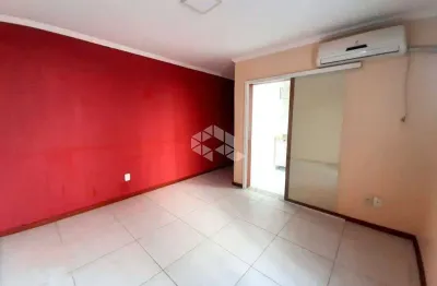 Apartamento 1 quarto todo reformado, banheiros com ventilação direta, split,