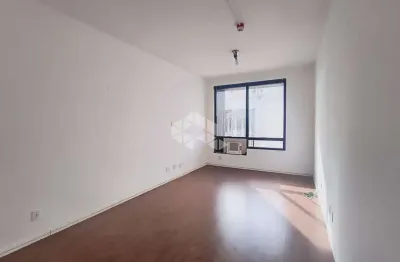 Sala comercial à venda, no bairro flresta, porto alegre/rs, próximo do supermercado rissul da av. cristovão colombo.