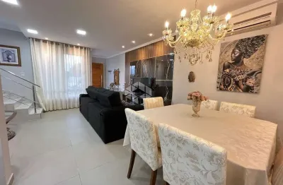 Casa com 3 Quartos (2 Suítes), Piscina e Fino Acabamento na Hípica - Próxima ao Zaffari!