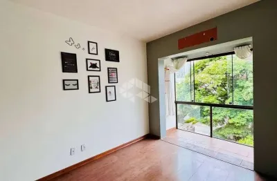 Apartamento 1 dormitório, living 2 ambientes, partenon, porto alegre.