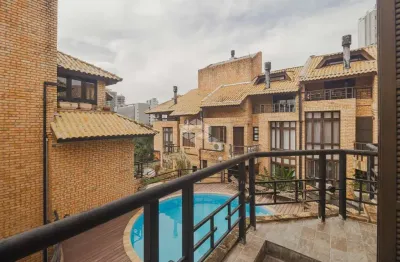 Casa em condomínio de 4 quartos à venda, 2 vagas, bairro boa vista - porto alegre