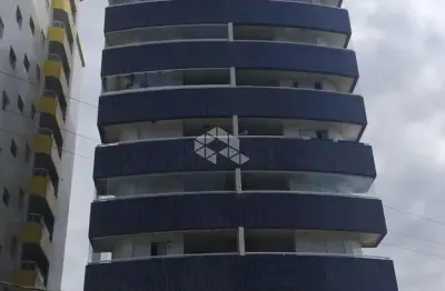 Apartamento 02 dormitorios sendo 01 suite, 50 metros da praia - praia grande sp