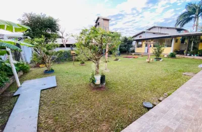 Casa com 5 quartos à venda na Rua Altamiro Barcelos Dutra, 115, Barra da Lagoa, Florianópolis