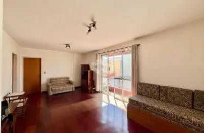 Apartamento amplo no coração da cidade - 3 dormitórios, suíte, 2 sacadas e preço imperdível!