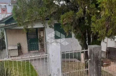 Casa com 02 quartos à venda no bairro nossa senhora das dores em santa maria