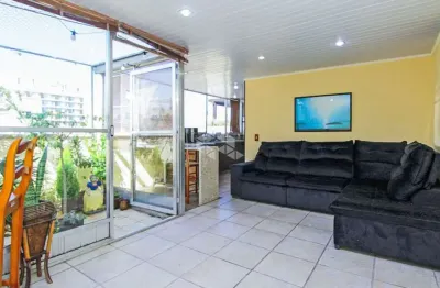 Cobertura duplex à venda na cidade baixa - conforto e estilo em cada detalhe!
