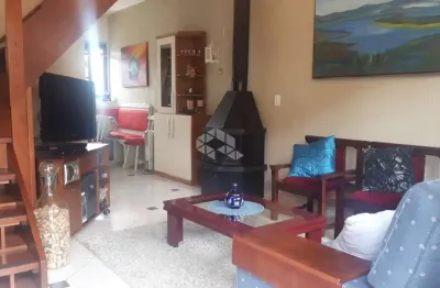 Casa em condominio 2 dormitórios com 60,68m²privativos no centro de canela