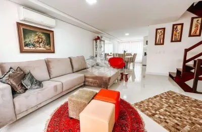 Casa em condomínio com 3 quartos/dormitórios, no bairro pedra redonda, em porto alegre.