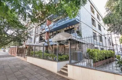 Amplo apartamento térreo com 3 dormitórios/quartos no bairro santa cecilia.